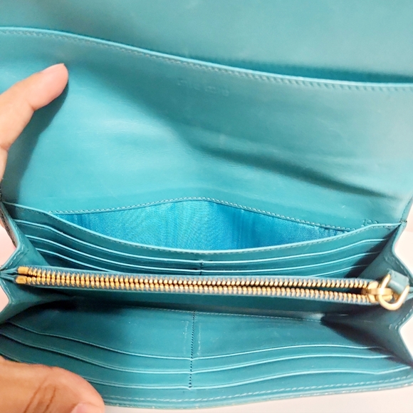 Miu Miu Blue Croc Print Patent Flap Continental Wallet Rtl $365 - Picture 4 of 5